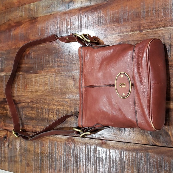 Fossil Handbags - Fossil crossbody bucket style leather bag and wallet